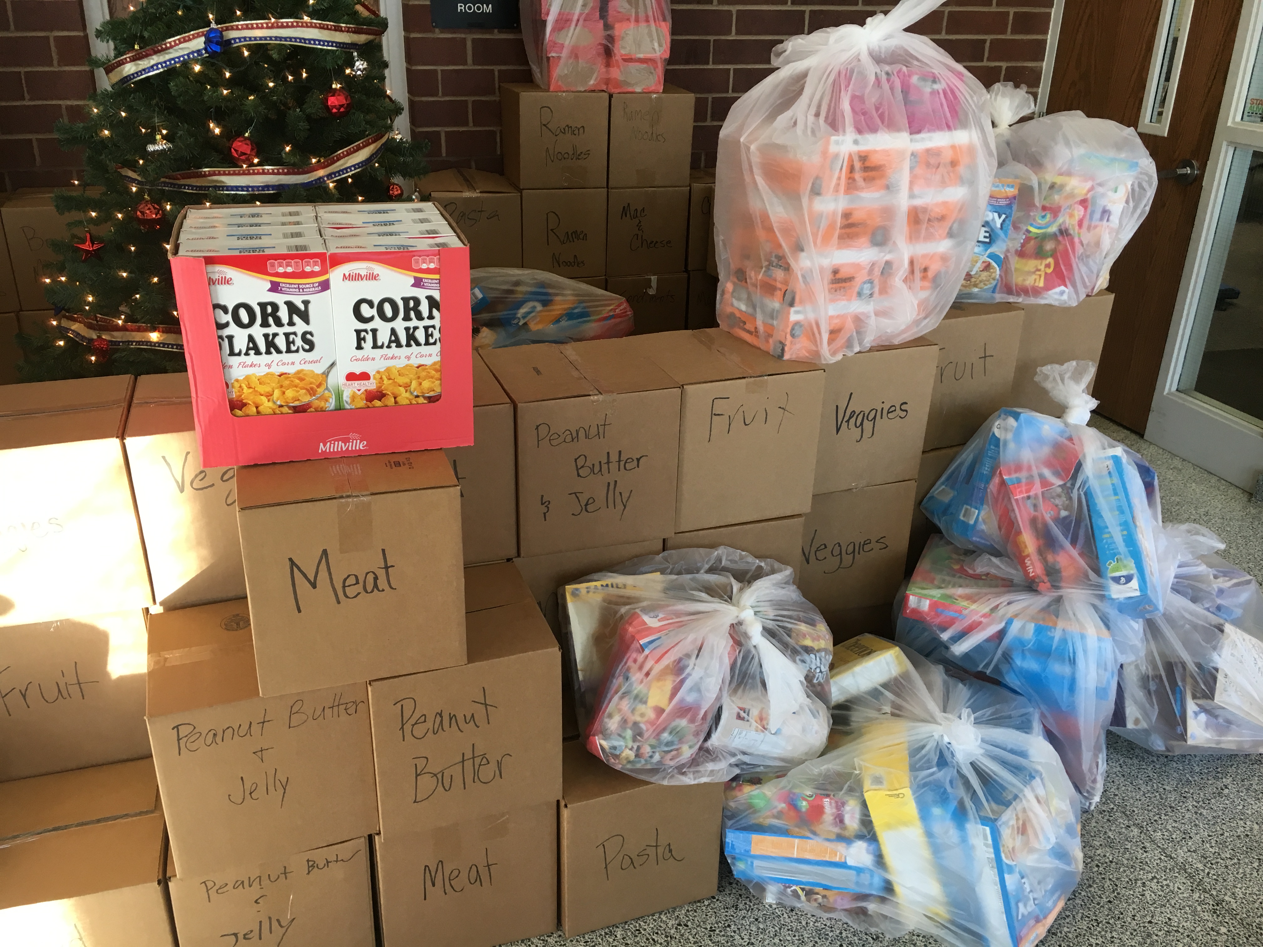 LB Food Drive 2017 (2)